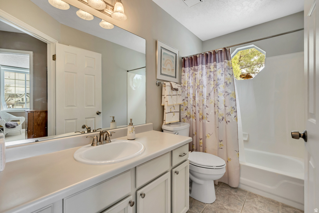 5446 S CROSSPOINTE CIR Taylorsville, UT 84123