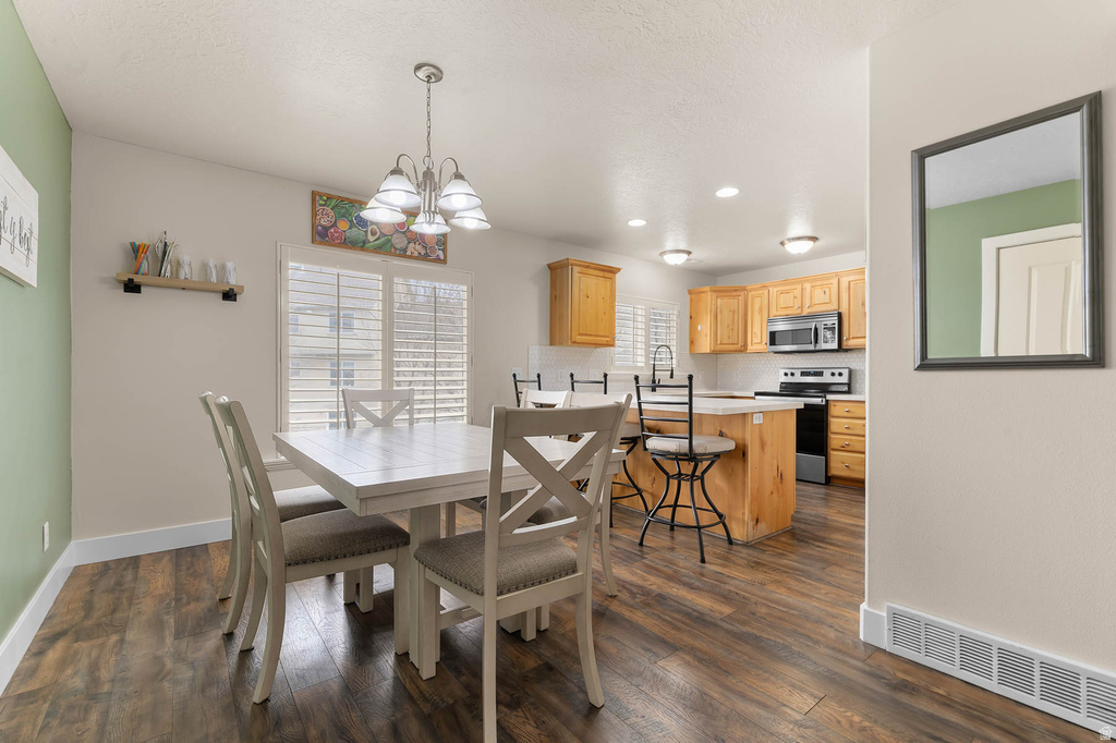 422 N 1322 E Lehi, UT 84043