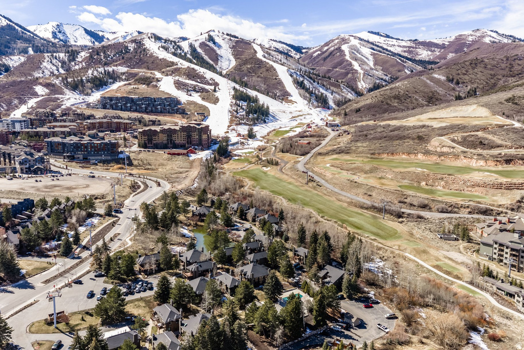 2100 CANYONS RESORT DR #10-B1 Park City, UT 84098