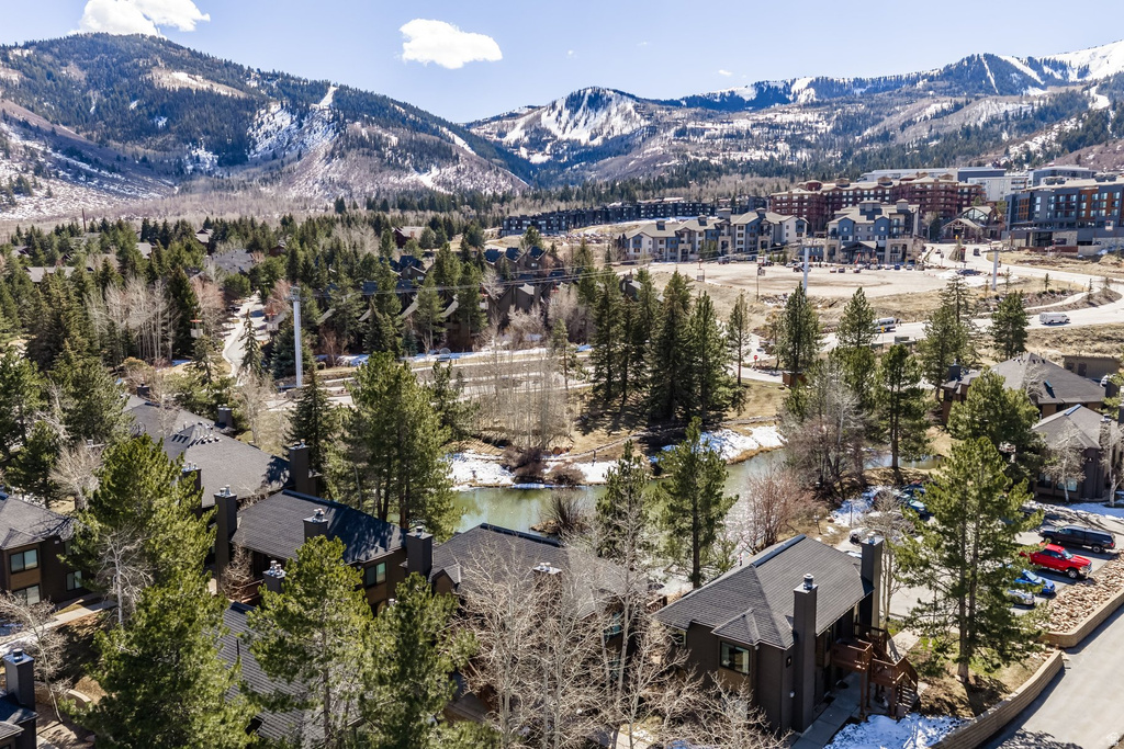 2100 CANYONS RESORT DR #10-B1 Park City, UT 84098