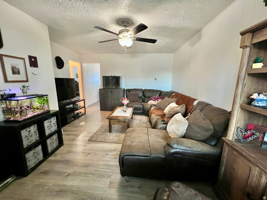 4365 S ROSE GARDEN LN Millcreek, UT 84124