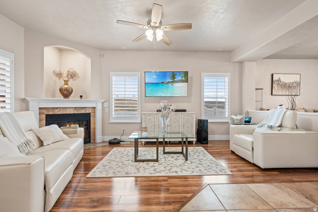 7956 S CRICKET LN West Jordan, UT 84081