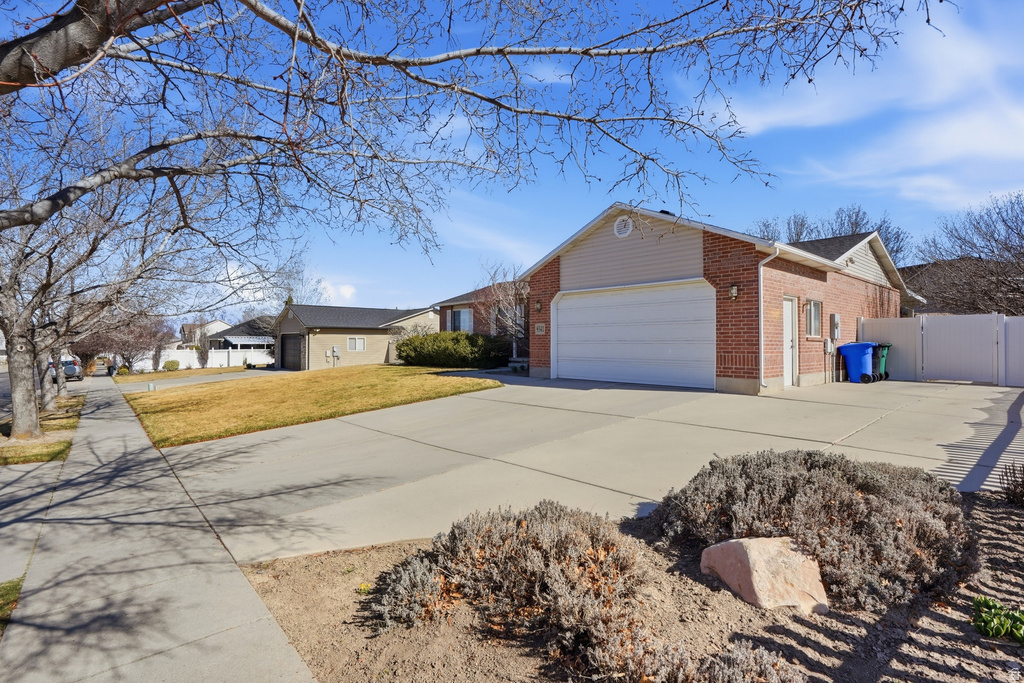 9341 S COPPER LN West Jordan, UT 84088