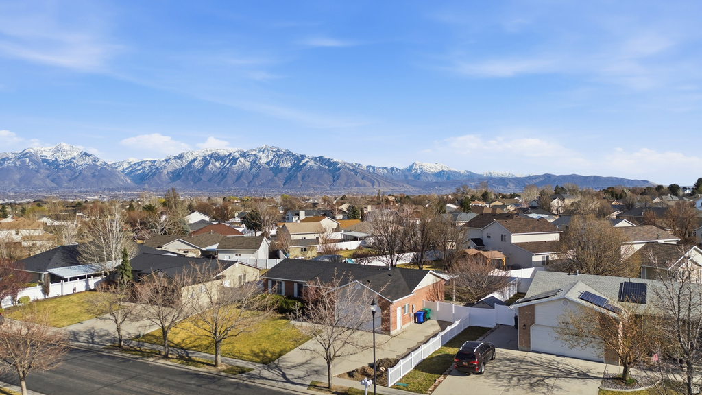 9341 S COPPER LN West Jordan, UT 84088