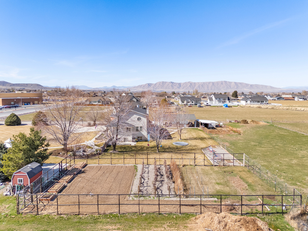 173 E 10000 S Salem, UT 84653