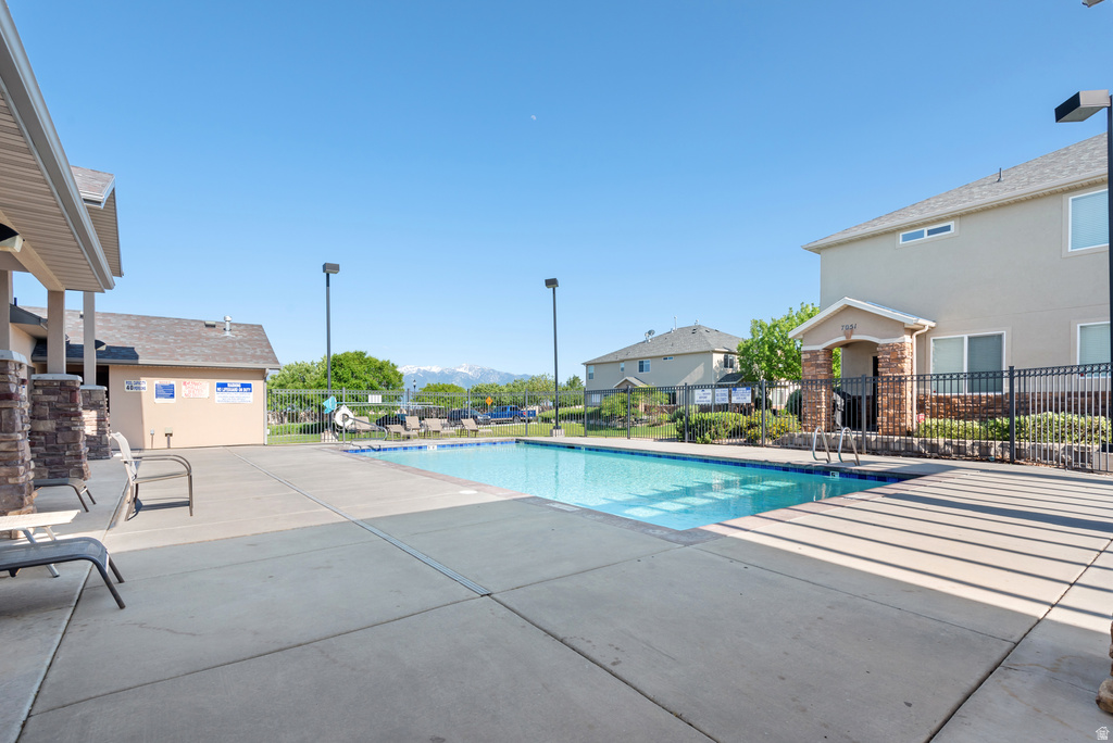 4669 W GREENSAND DR West Jordan, UT 84084