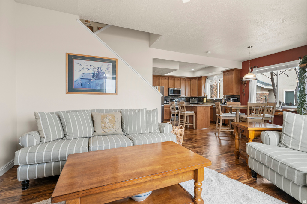 4669 W GREENSAND DR West Jordan, UT 84084