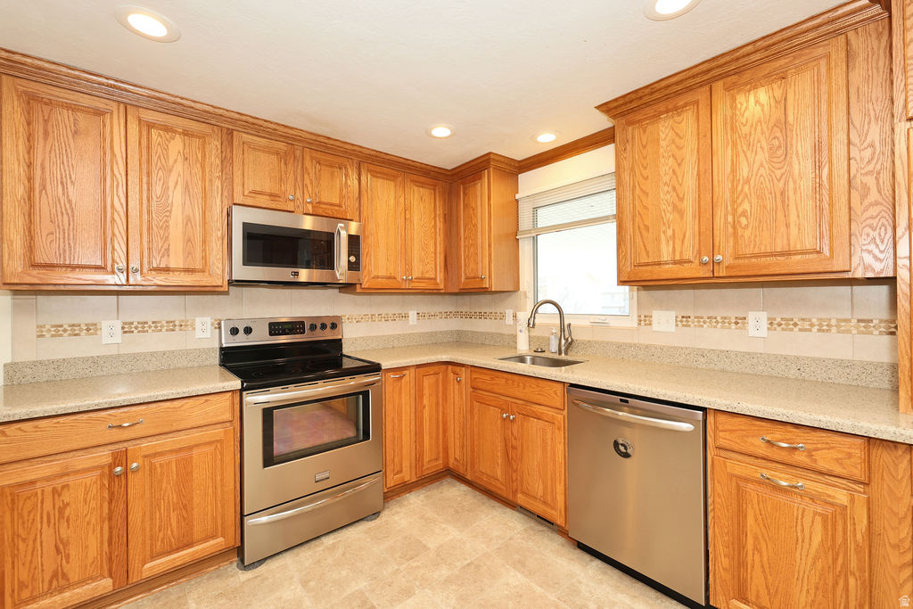 882 E 7905 S Sandy, UT 84094