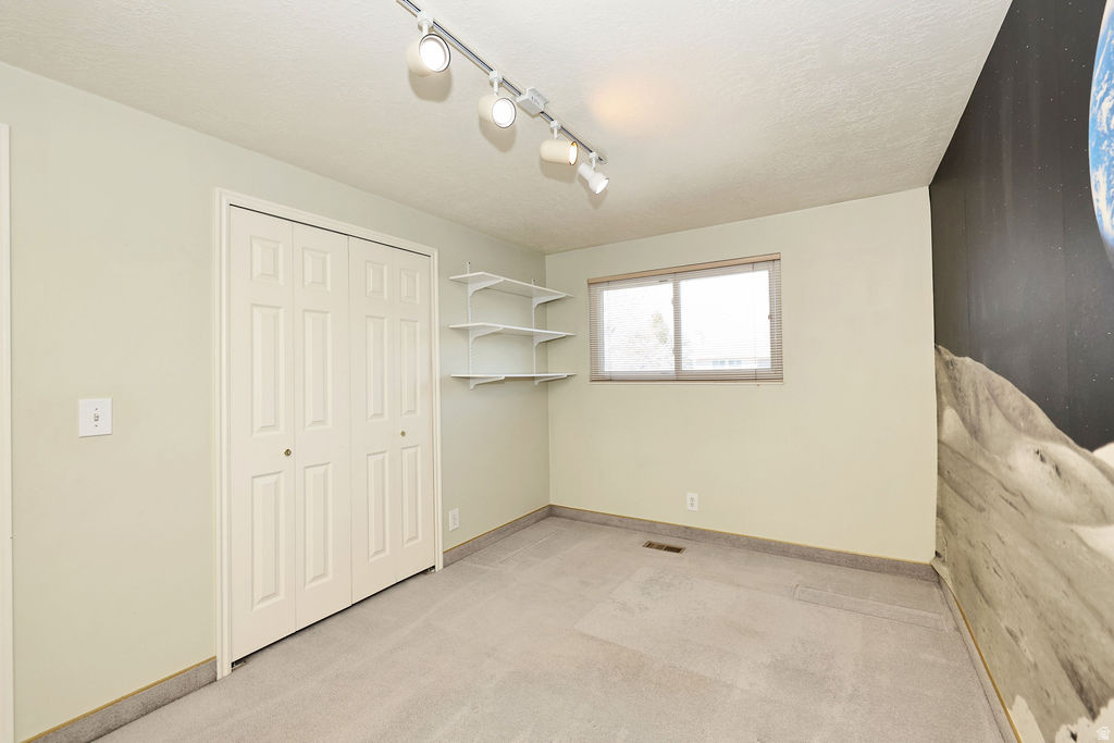 882 E 7905 S Sandy, UT 84094