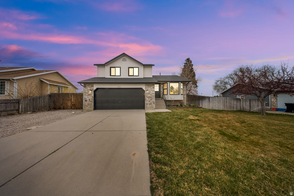 3752 W VALLEYWEST DR West Jordan, UT 84088