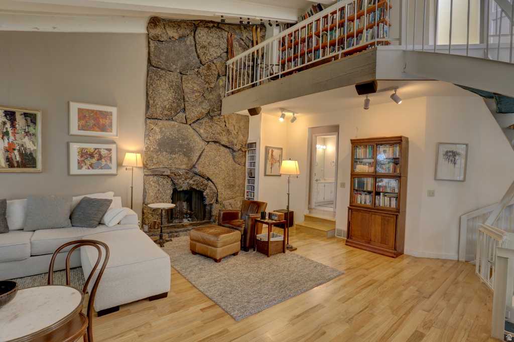 4006 SHERWOOD DR Provo, UT 84604