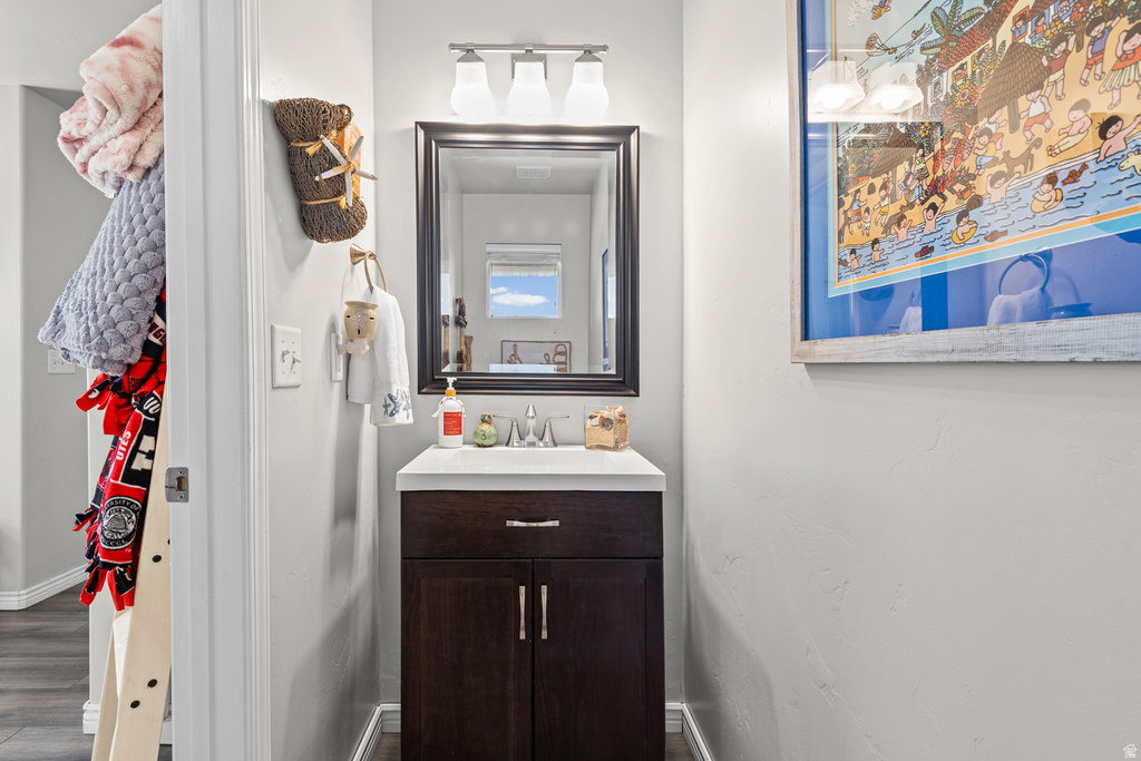 6633 W YELLOW POPPY DR West Jordan, UT 84081