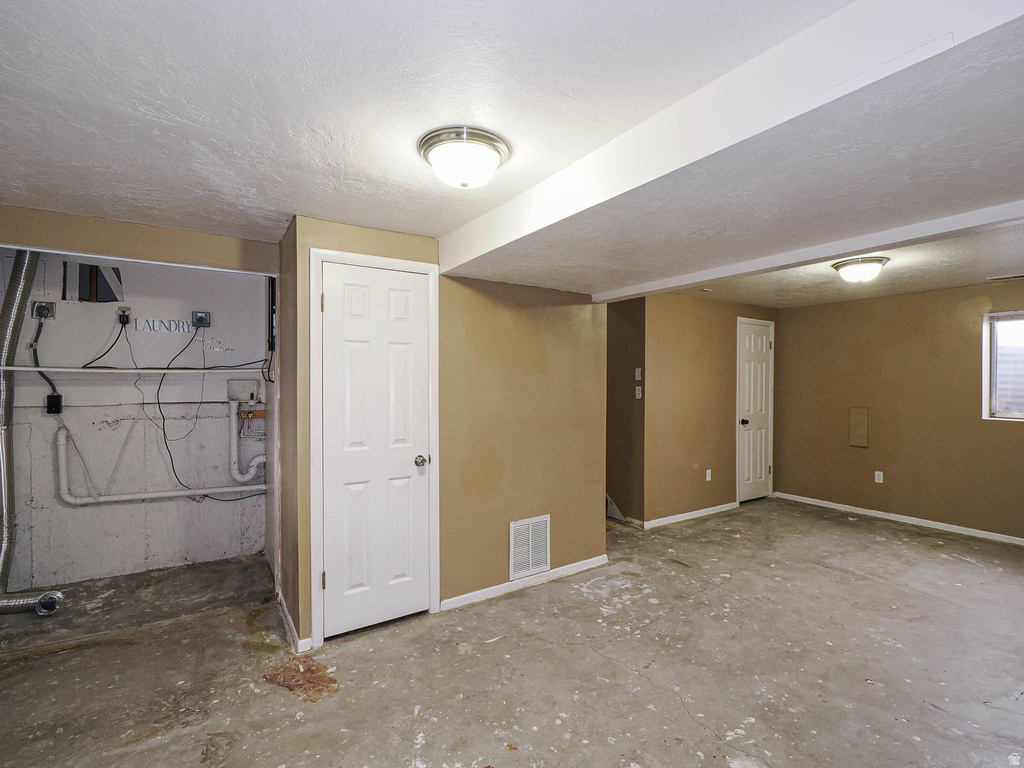 3712 S LONE STAR CIR Magna, UT 84044