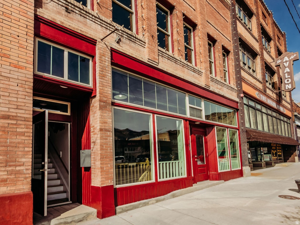 182 S. MAIN ST Helper, UT 84526