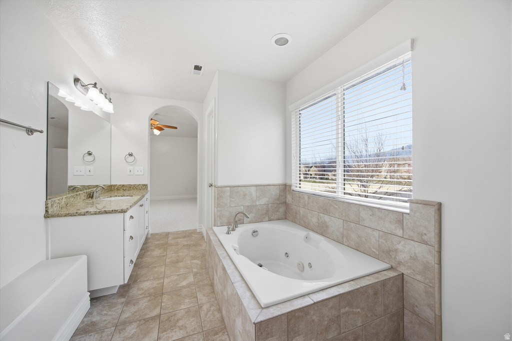 324 W IRONSIDE WAY Farmington, UT 84025