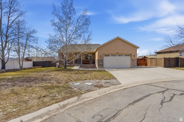 5325 S BRIDLE CIR Oakley, UT 84055