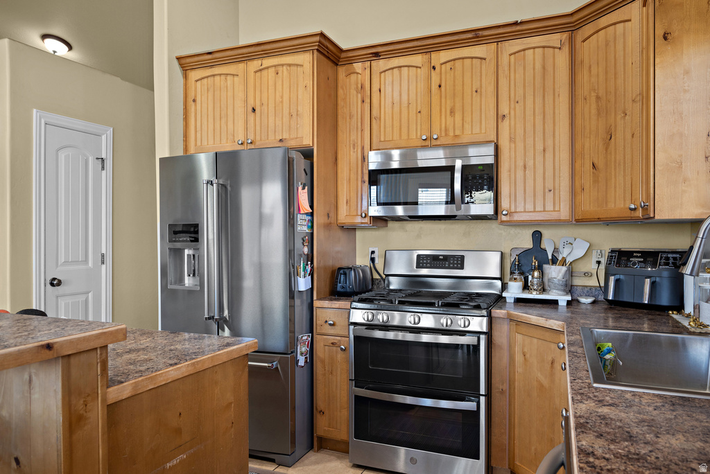 7989 S BURY RD West Jordan, UT 84081