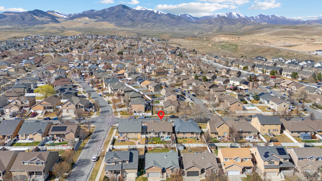 7989 S BURY RD West Jordan, UT 84081