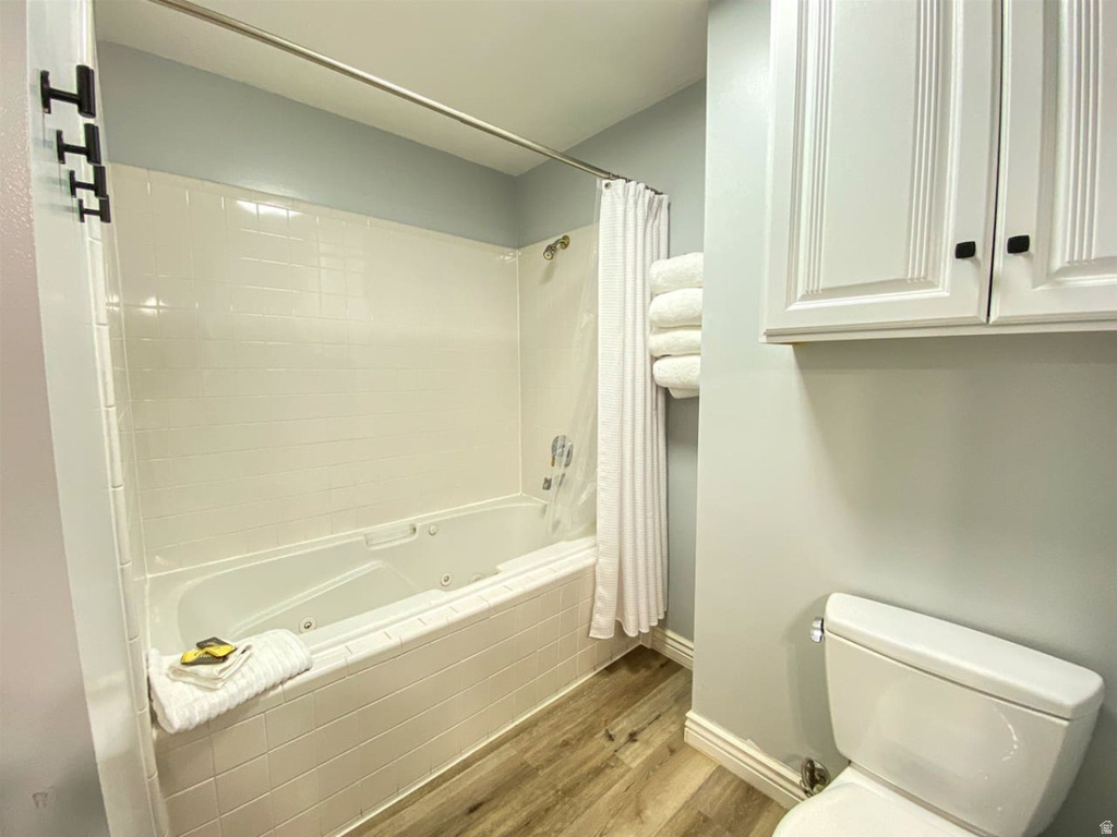 929 N HARBOR VILLAGE DR #117 Garden City, UT 84028