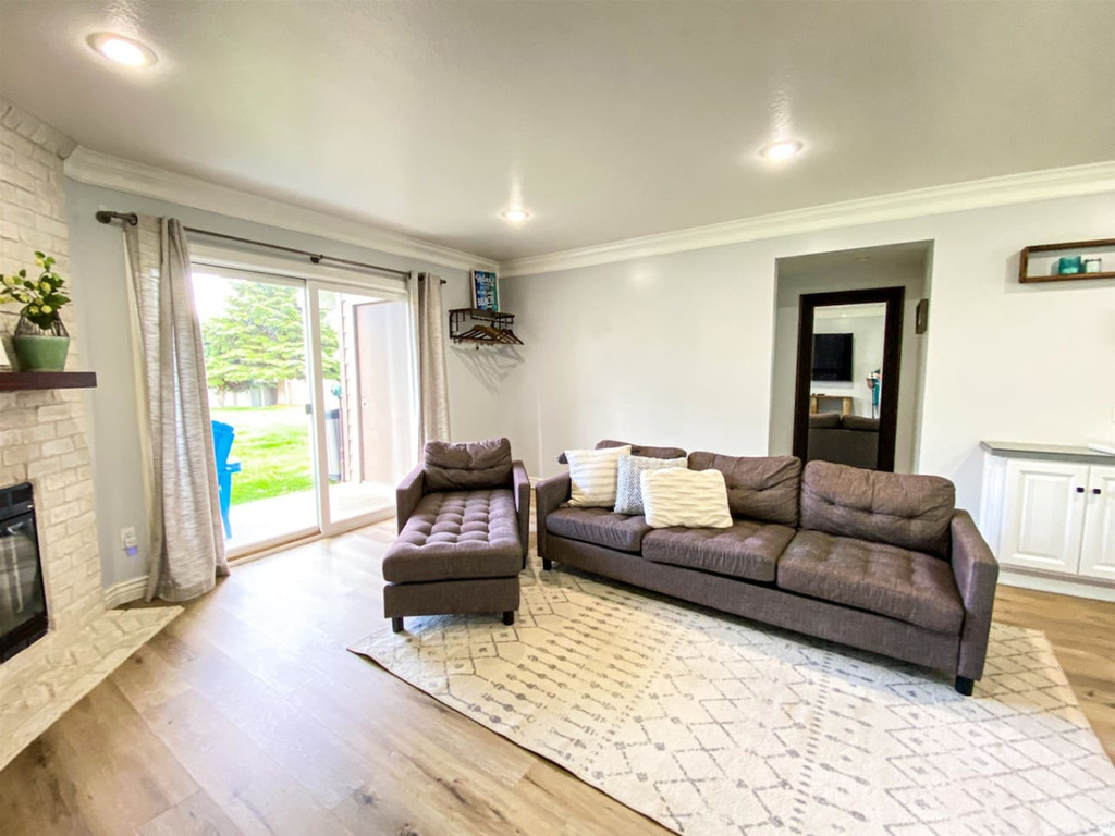 929 N HARBOR VILLAGE DR #117 Garden City, UT 84028