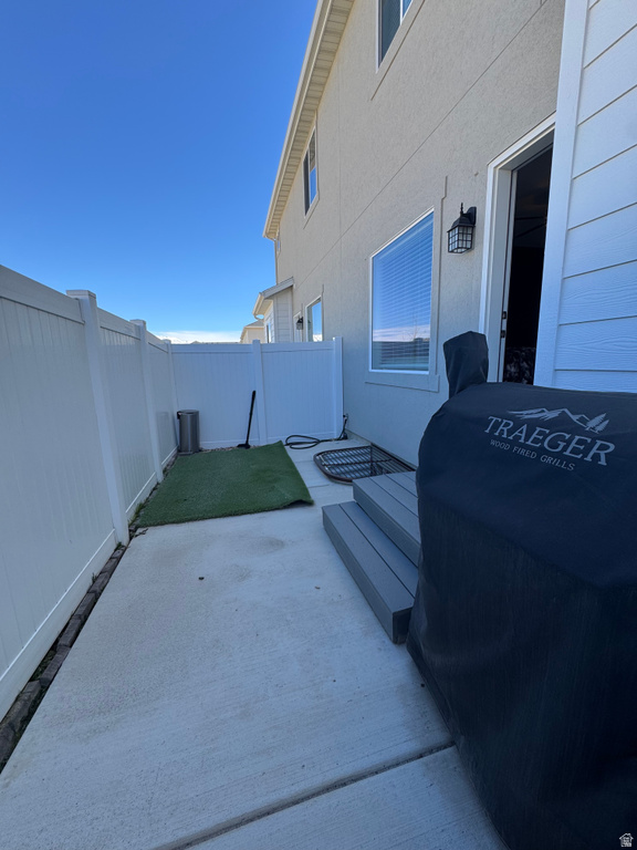 5083 E LAKEFIELD DR Eagle Mountain, UT 84005