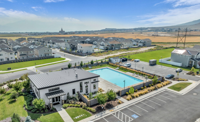 5083 E LAKEFIELD DR Eagle Mountain, UT 84005