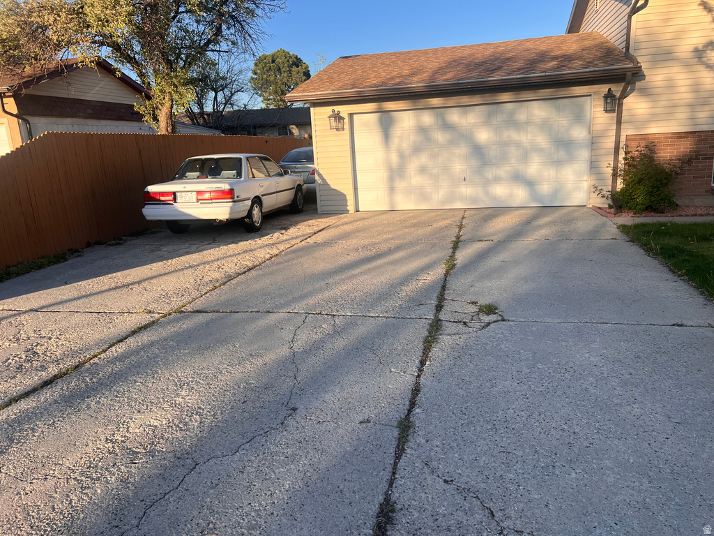 6695 S SOMERSET DR West Jordan, UT 84084