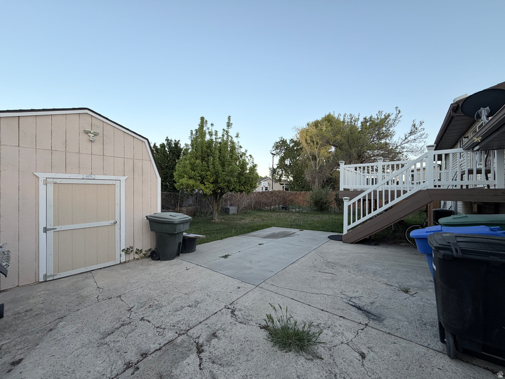 6695 S SOMERSET DR West Jordan, UT 84084