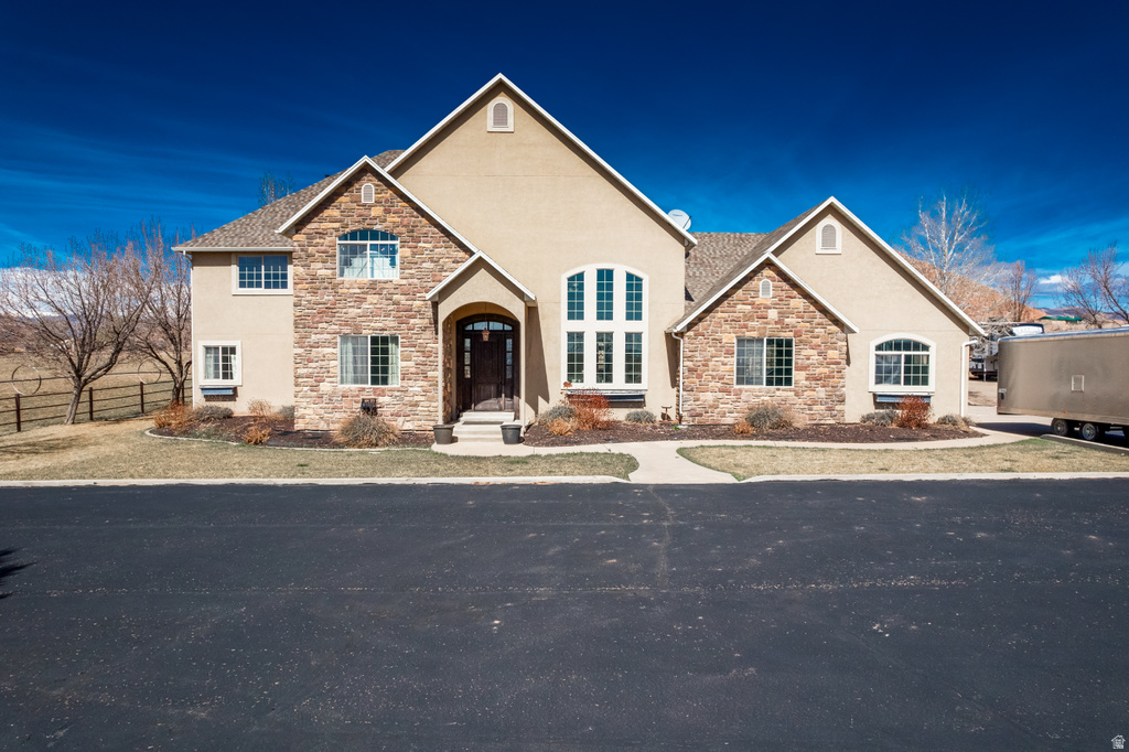 11103 E 7000 N Lapoint, UT 84039