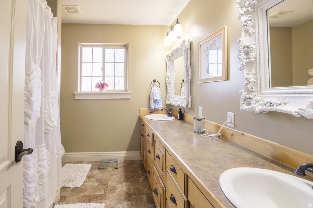 11103 E 7000 N Lapoint, UT 84039