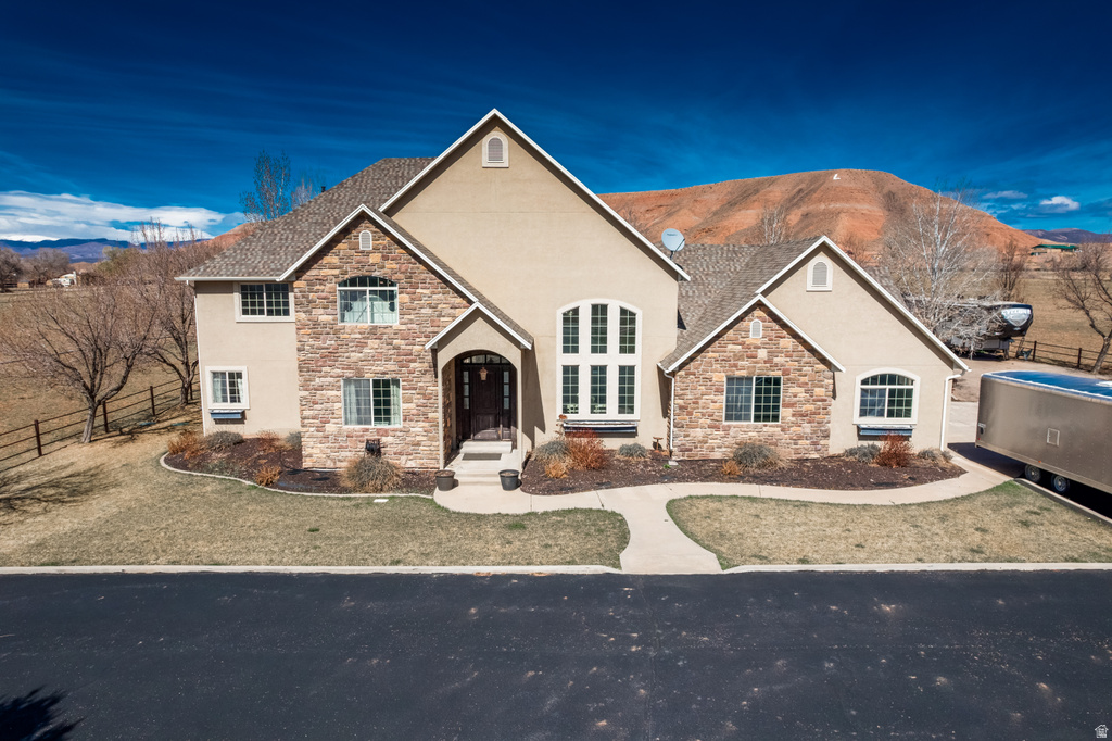 11103 E 7000 N Lapoint, UT 84039