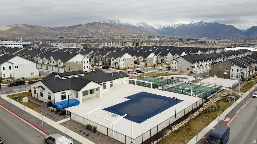 4198 W 2010 N Lehi, UT 84048