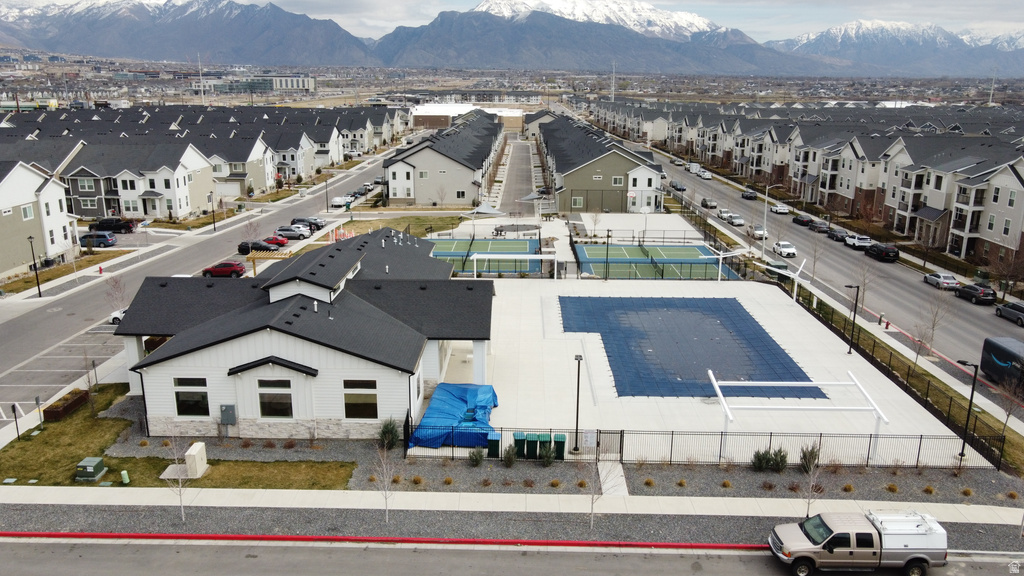 4198 W 2010 N Lehi, UT 84048