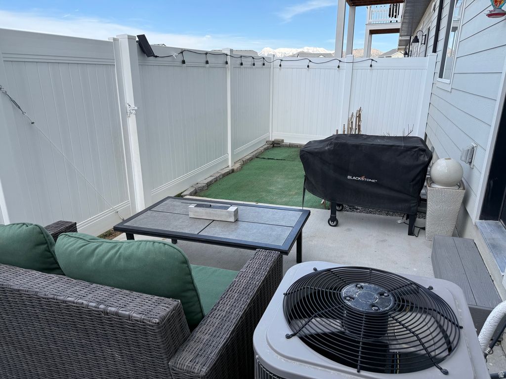 689 E RYEGRASS Eagle Mountain, UT 84005