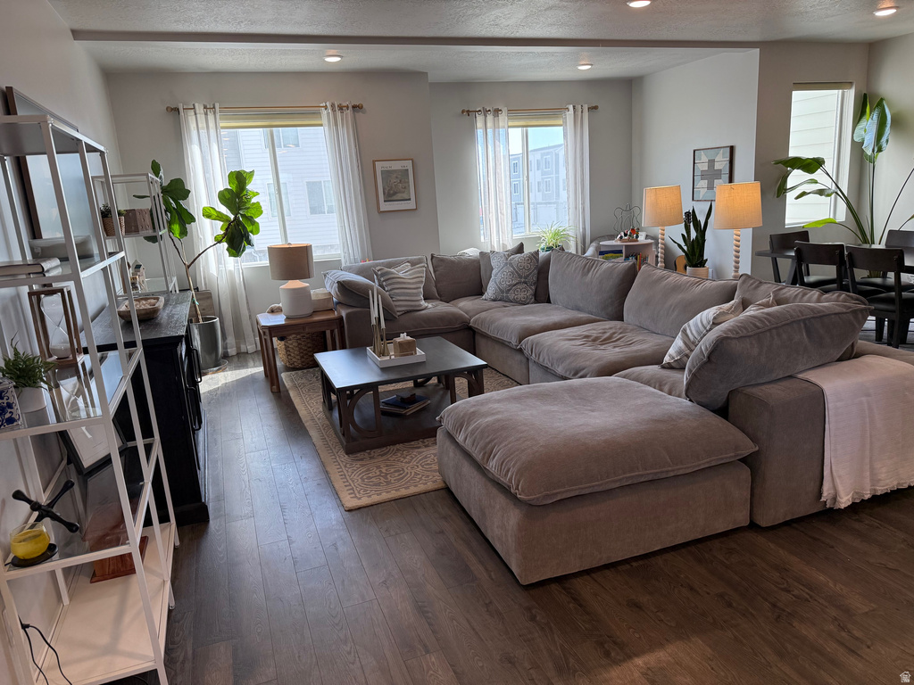 689 E RYEGRASS Eagle Mountain, UT 84005