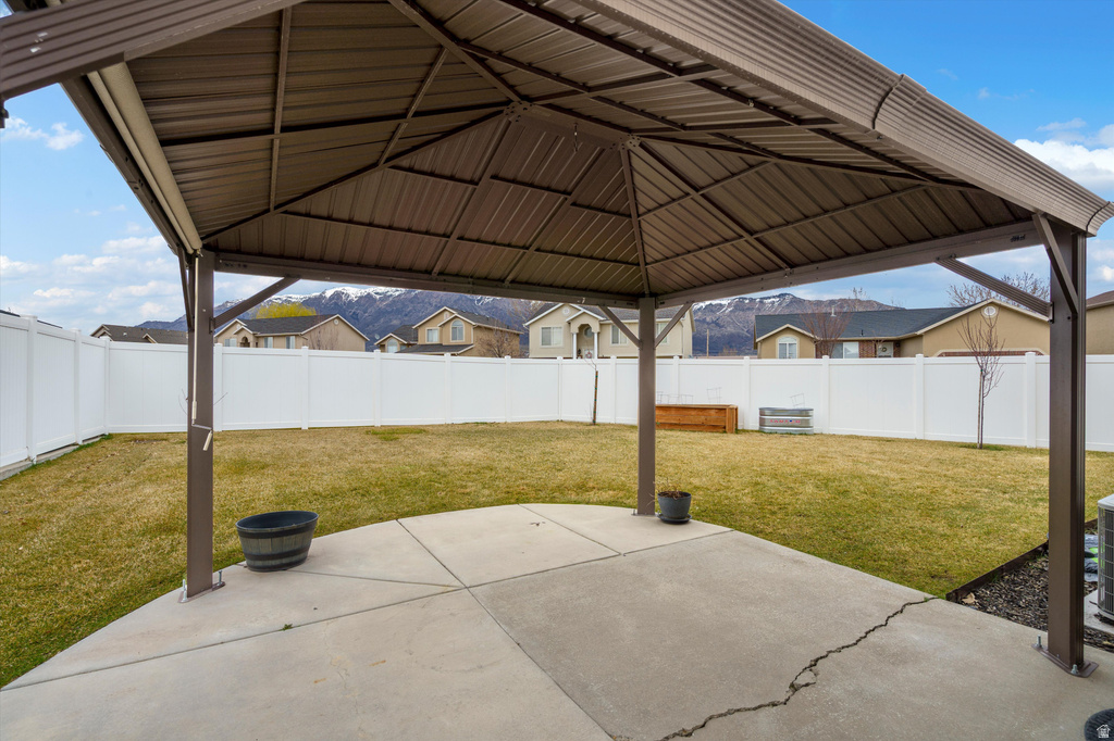 804 WILLOWBROOK LN Pleasant View, UT 84404