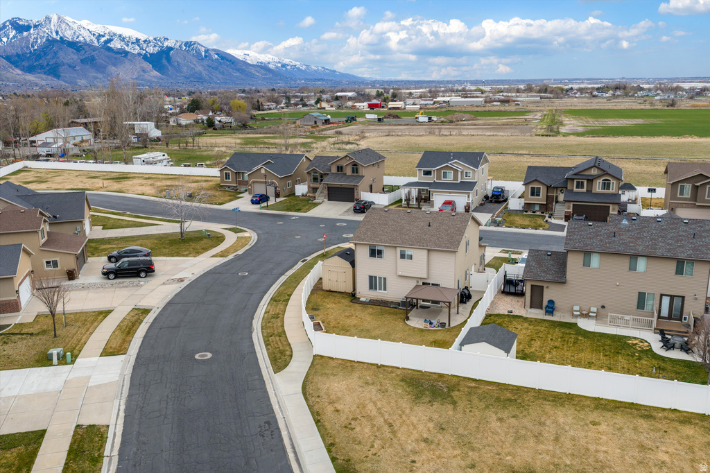 804 WILLOWBROOK LN Pleasant View, UT 84404