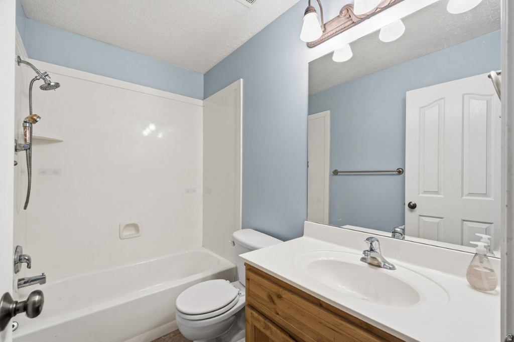 325 W WILLOW WAY Pleasant View, UT 84414