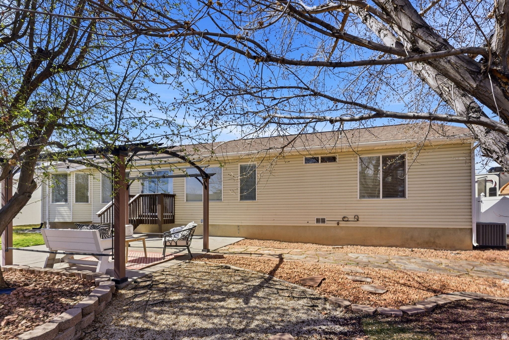 9107 S GRANADA HILLS DR West Jordan, UT 84088