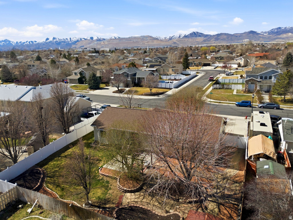 9107 S GRANADA HILLS DR West Jordan, UT 84088