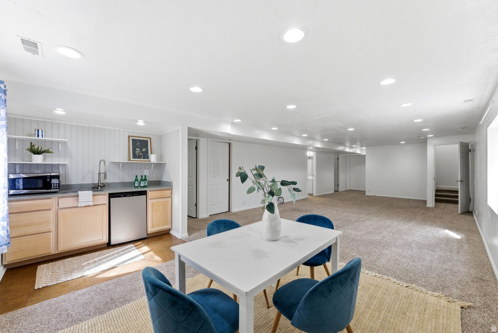 9107 S GRANADA HILLS DR West Jordan, UT 84088