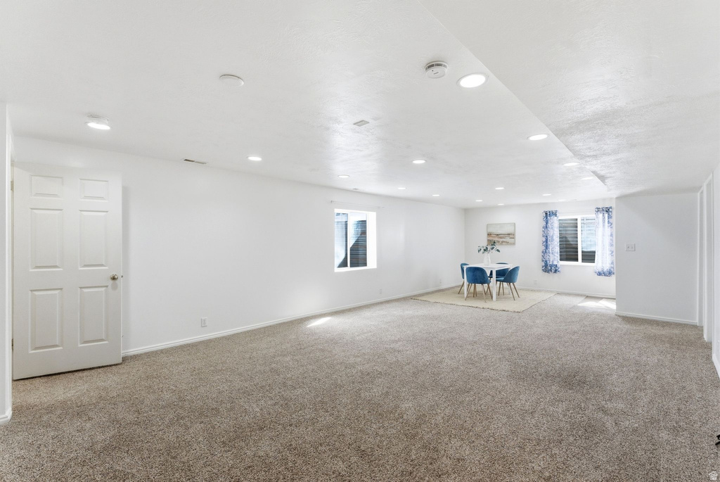 9107 S GRANADA HILLS DR West Jordan, UT 84088