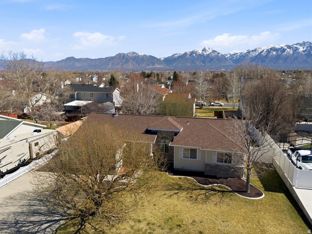 9107 S GRANADA HILLS DR West Jordan, UT 84088