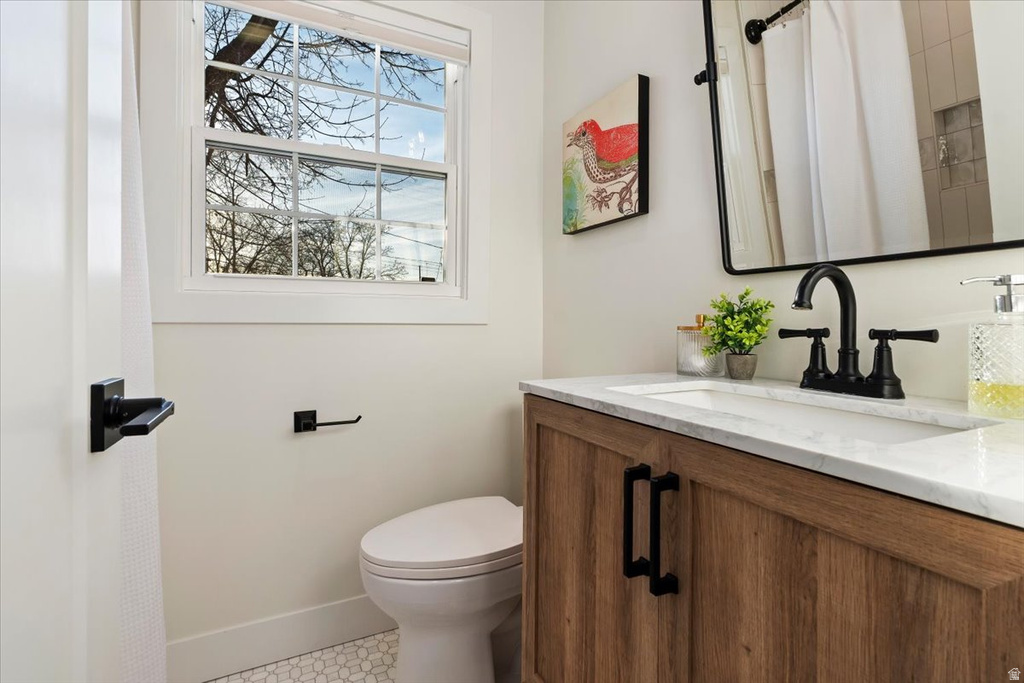 2468 S GLENMARE ST Salt Lake City, UT 84106