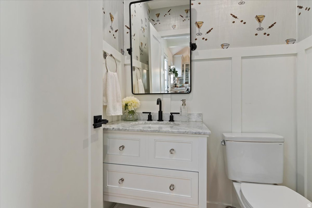 2468 S GLENMARE ST Salt Lake City, UT 84106