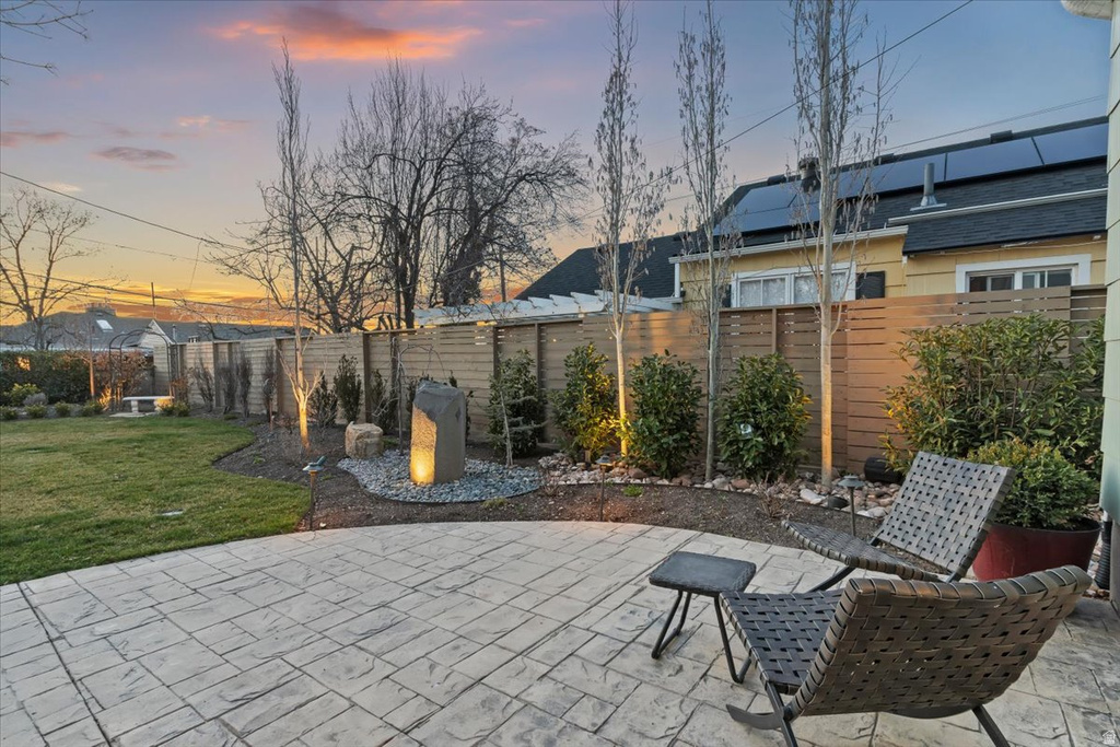 2468 S GLENMARE ST Salt Lake City, UT 84106