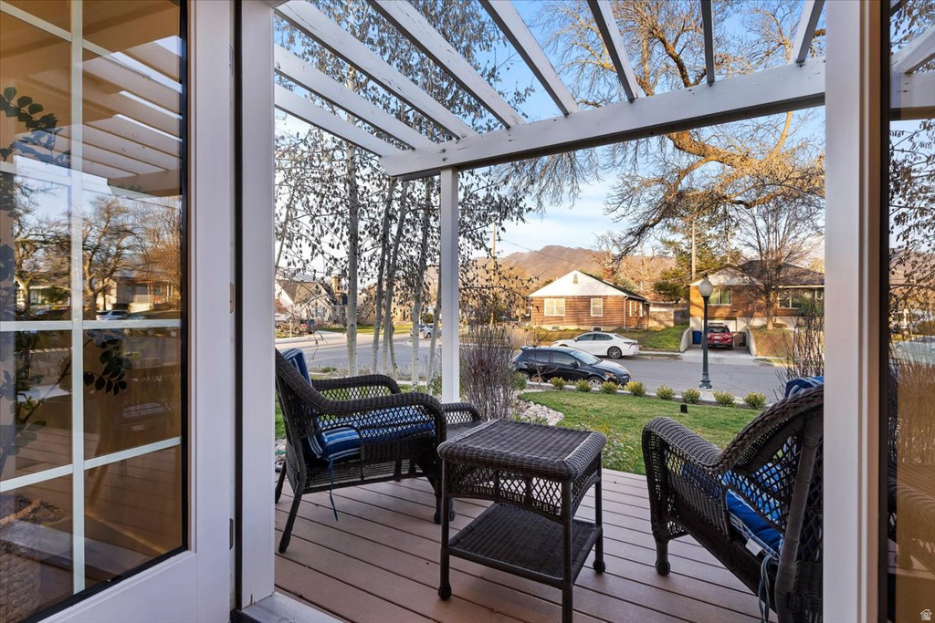 2468 S GLENMARE ST Salt Lake City, UT 84106