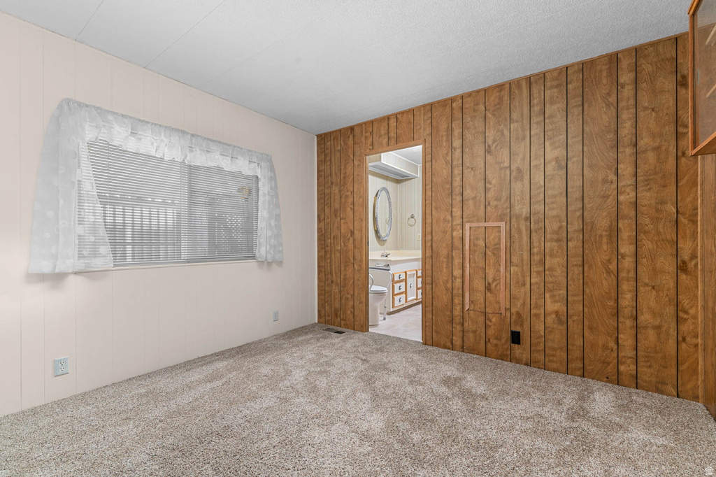 77 W EVENING STAR WAY Sandy, UT 84070