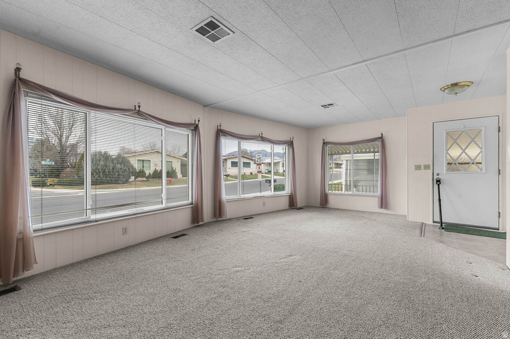 77 W EVENING STAR WAY Sandy, UT 84070