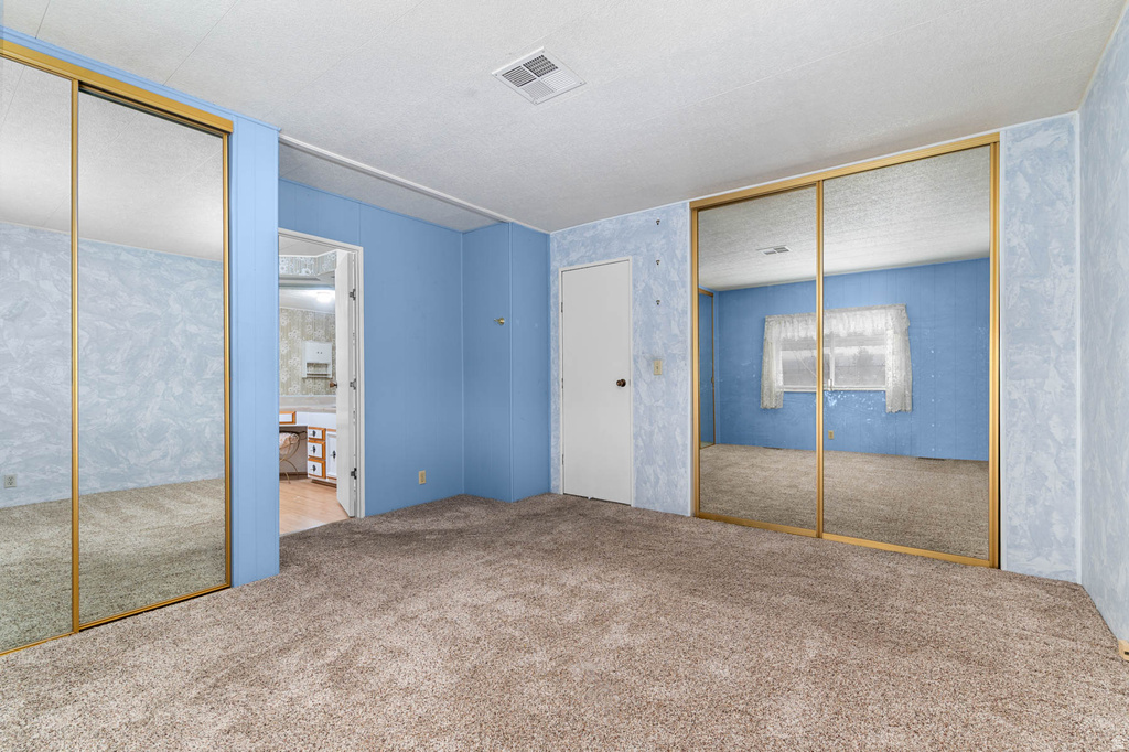 77 W EVENING STAR WAY Sandy, UT 84070